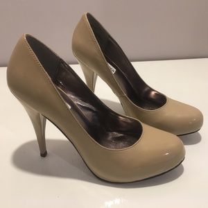 Steve Madden Nude Heels
